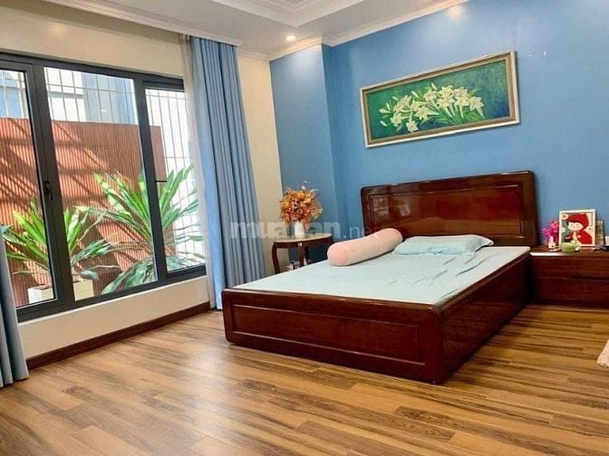 Bán nhà Tôn Thất Thiệp 60m2, 5 tầng, khu phân lô, ô tô ra vào