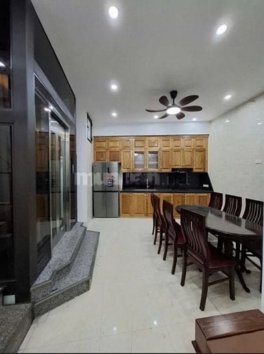 Chính chủ bán nhà 4 tầng Bà Triệu - Hà Đông