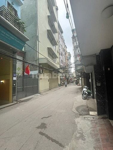 Cho thuê văn phòng tầng 1, diện tích 40m2, số 20 ngõ 112 Mễ Trì Thượng