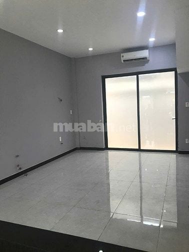 Cần cho thuê nhà Mặt Tiền Đường Số 6 trong khu CC Hà Đô P.12 Q.10