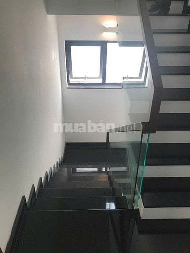 Cần cho thuê nhà Mặt Tiền Đường Số 6 trong khu CC Hà Đô P.12 Q.10