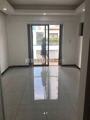 Cần cho thuê nhà Mặt Tiền Đường Số 6 trong khu CC Hà Đô P.12 Q.10