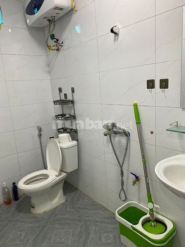 Cho thuê nhà ở số 58A ngõ 99/110/79 Định Công Hạ, diện tích 50m2