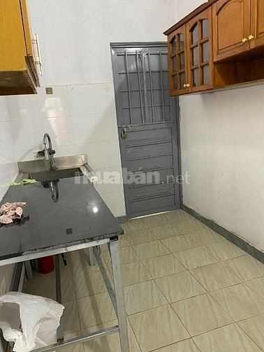 Cho thuê nhà ở số 58A ngõ 99/110/79 Định Công Hạ, diện tích 50m2