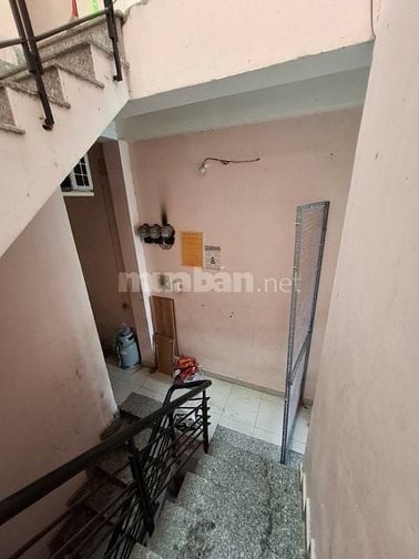 Nhà MTNB Cư Xá Phú Lâm B, P13 Q6. DT 4.1x17m, 4 tầng. Giá 6.9 tỷ TL