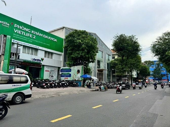 Cho Thuê Nhà Mặt Tiền: 583 Sư Vạn Hạnh, P.12 Quận 10 - Hơn 5000m2/Sàn 