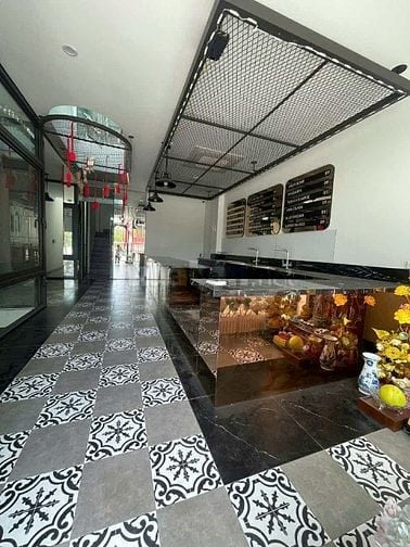 Cho thuê nhà mặt phố Thái Thịnh DT 100m2x5t, mặt tiền 5m, giá 75tr.