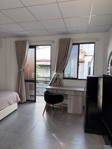 Q1 Cho Thuê Phòng trọ 30m2 đầy đủ nội thất vào ở ngy
