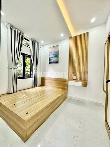 HXH đường Phan Xích Long , Phường 1 Quận Phú Nhuận 