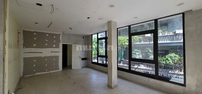 Cho thuê tầng 1, 2, nhà 2 mặt tiền đường Chùa Quỳnh và Ngõ Quỳnh, HBT