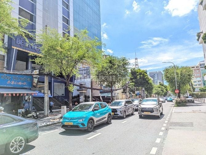 DT 9x27m 4 tầng Nguyễn Bỉnh Khiêm ngay GEM Center Quận 1 giá 130 tỷ