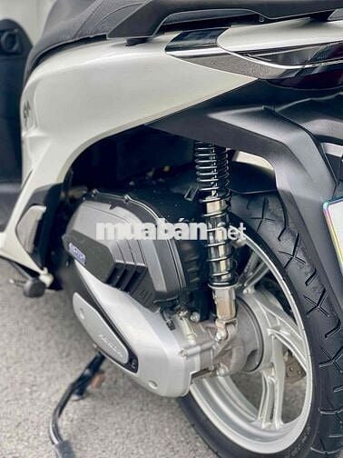 SH150i CBS TRẮNG NGỌC TRAI – ĐỜI 2022 – MÁY ZIN 💥