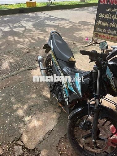 cần bán chiếc satria