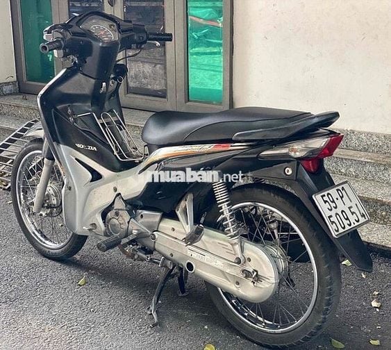 Cần bán Honda Wave S 110 đk 2012 bstp máy zin êm.