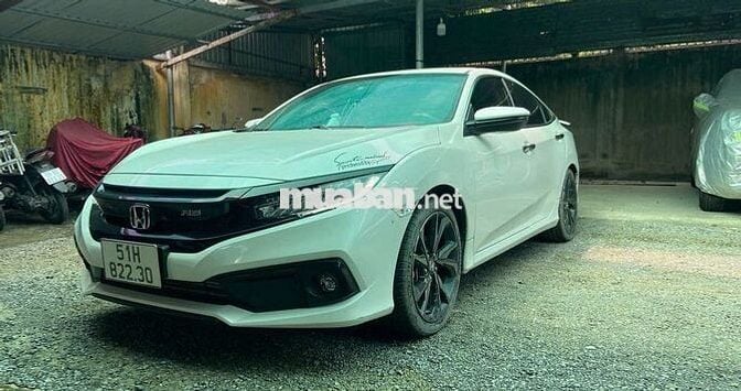 Honda Civic 2020 RS 1.5 AT - 33000 km