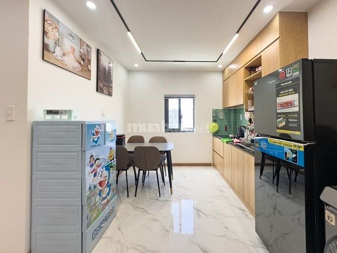 CHDV GẤP GIẢM 2 TỶ- QUẬN 10- HẺM XE HƠI- 100m2 - 5 TẦNG- 1,8 TỶ/NĂM