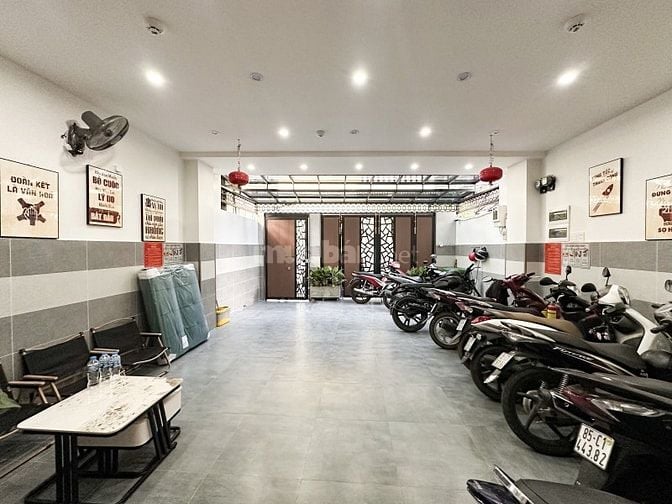 CHDV GẤP GIẢM 2 TỶ- QUẬN 10- HẺM XE HƠI- 100m2 - 5 TẦNG- 1,8 TỶ/NĂM