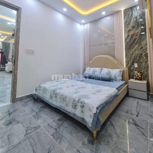 Xe hơi ngủ nhà - 4x18m, ngay Emart, Bùi Quang Là - chỉ 7.X tỷ