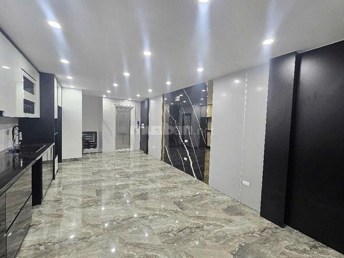 Mặt phố Hà Đông 70m2 thang máy chỉ 23 tỷ