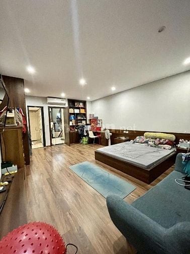 Mặt phố Hà Đông 70m2 thang máy chỉ 23 tỷ