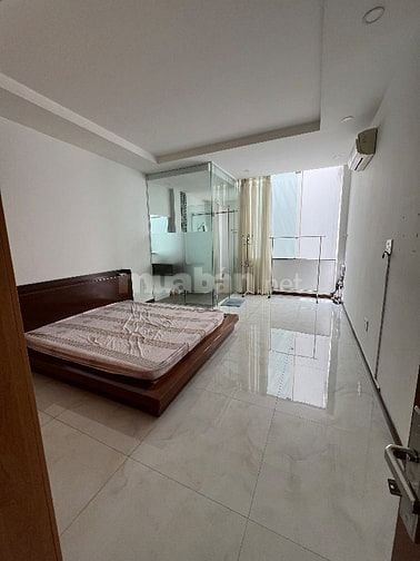 Bán nhà đường số gần chợ Tân Qui Quận 7