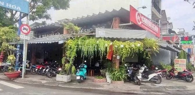 sang quán 9 x 27 có 1 phong ngủ lai mb căn góc 2 mt 
