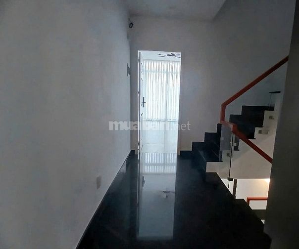 Cần cho thuê nhà MT 63A Đường Số 3 Cư Xá Lữ Gia P.15 Q.11. 