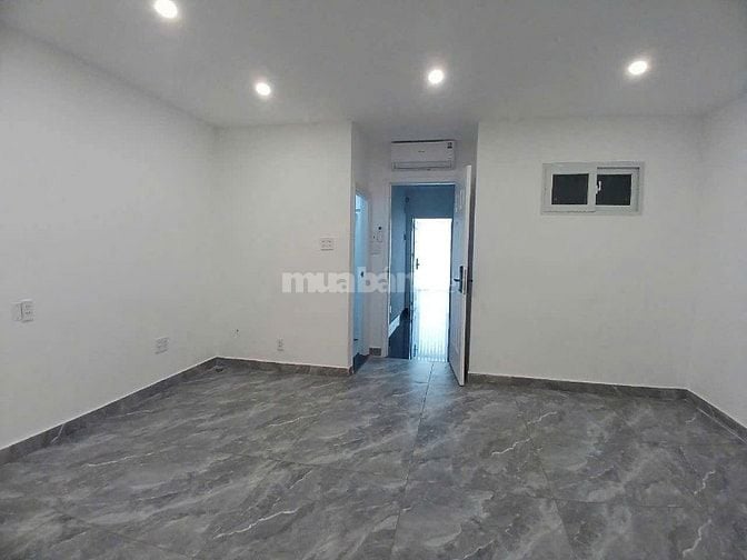 Cần cho thuê nhà MT 63A Đường Số 3 Cư Xá Lữ Gia P.15 Q.11. 