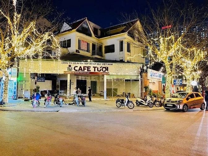 Cho thuê nhà mặt phố Nguyễn Thị Thập 110m²x4t, MT 14m - nhà hàng đẹp