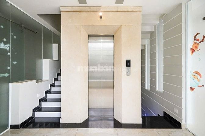Bán gấp nhà Tô Hiến Thành P.12 Quận 10 DT 6m x 20m 5 Tầng có TM 25 tỷ