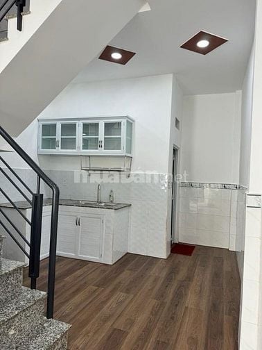 Chuyển về quê tôi bán gấp 58m2 nhà Lê Trọng Tấn,Tân phú, giá 910tr,hxh