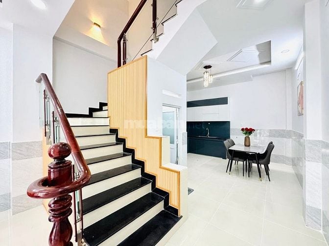 Ngộp Nh kẹt vón làm bán gấp căn nhà bên Q7 Huỳnh Tân Phát_1 Tỷ 620tr