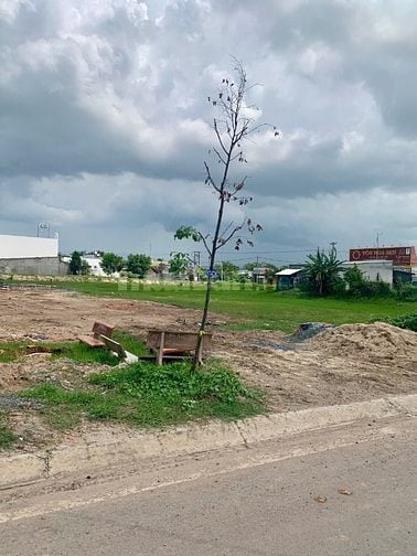 Bán nhanh lô đất 125m2 đường Nguyễn Thị Hạnh,liền kề Vinhomes 
