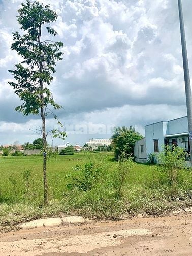 Bán nhanh lô đất 125m2 đường Nguyễn Thị Hạnh,liền kề Vinhomes 
