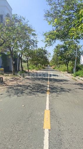 Bán gấp lô sổ đỏ C5-09 mặt sau công viên thoáng mát 67.5tr/m