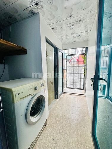 Nhà tập thể 2 tầng Minh Khai TT Hai Bà - siêu hiếm - full tiện ích