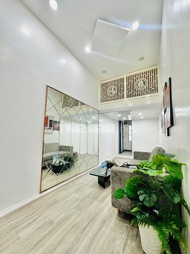 Nhà tập thể 2 tầng Minh Khai TT Hai Bà - siêu hiếm - full tiện ích