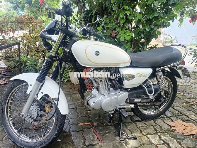 Xe SYM Husky 125