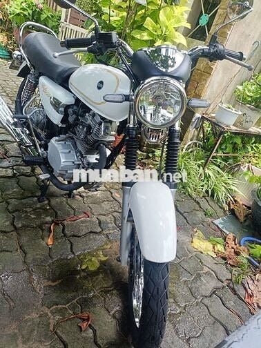 Xe SYM Husky 125