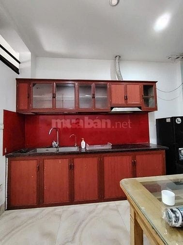 Căn tập thể chung cư nguyên bản rộng thênh thang ở Đại La Hai Bà Trưng