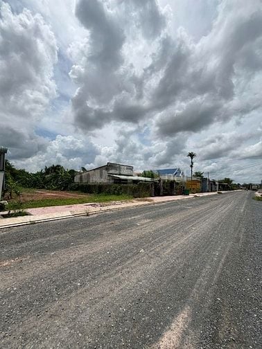 🏠LÔ ĐẤT GẦN VINHOMES ĐỐI DIỆN TRƯỜNG THPT HẬU NGHĨA CẦN THANH LÝ SỚM 