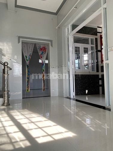 Cho thuê NHÀ CẤP 3 VIEW BIỂN CÁCH BIỂN CHỈ 10 mét - Mũi Né, Phan Thiết