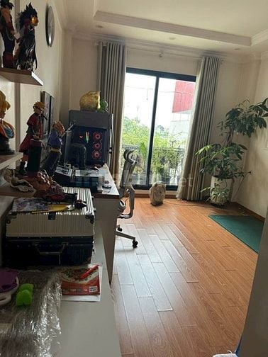 Chính chủ - Nhà đẹp Ngọc Thuỵ full nội thất