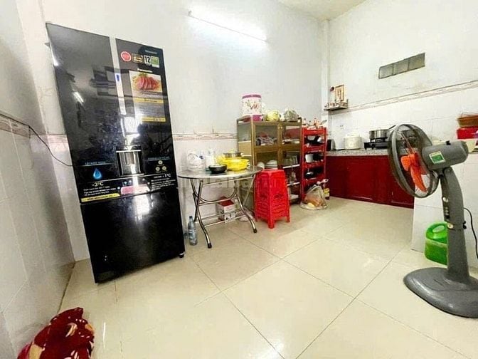 Bán lỗ nhà 1 trệt 1 lầu 80m2 2pn 3wc đường số 7 giá 6,5tr/th giá 680tr