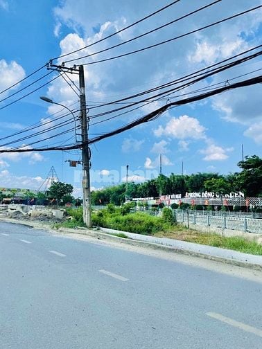 🏠BÁN ĐẤT MẶT TIỀN ĐƯỜNG 20M CÓ VỈA HÈ  — 5.1x20m NỞ HẬU