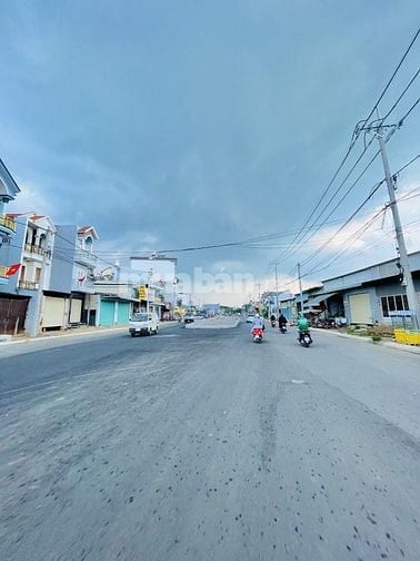 🏠BÁN ĐẤT MẶT TIỀN ĐƯỜNG 20M CÓ VỈA HÈ  — 5.1x20m NỞ HẬU