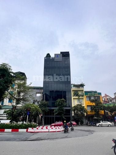 MẶT PHỐ VĂN CAO, 10 TẦNG VĂN PHÒNG MỚI, GIÁ CHỈ NHỈNH 800/M