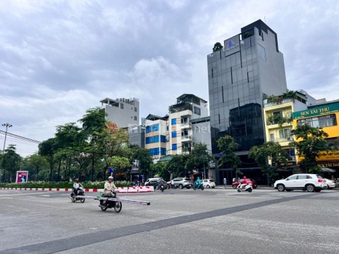 MẶT PHỐ VĂN CAO, 10 TẦNG VĂN PHÒNG MỚI, GIÁ CHỈ NHỈNH 800/M
