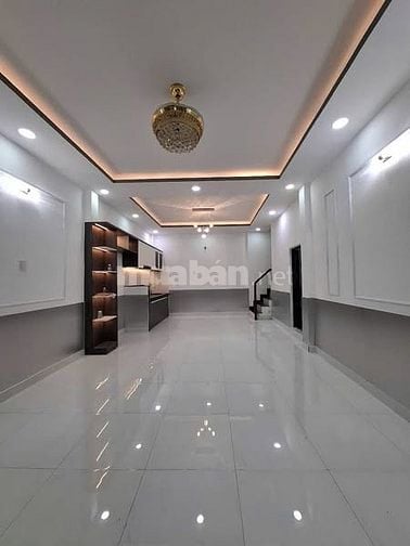 5ty5 Nhà 2 lầu đúc btct DBT P1Q8 4,2 x 8 ( 3pn ) SHR hoàn công