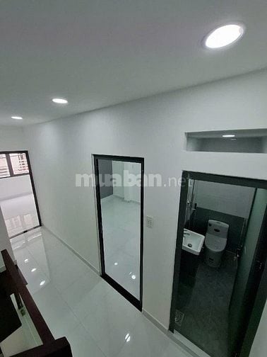 5ty5 Nhà 2 lầu đúc btct DBT P1Q8 4,2 x 8 ( 3pn ) SHR hoàn công
